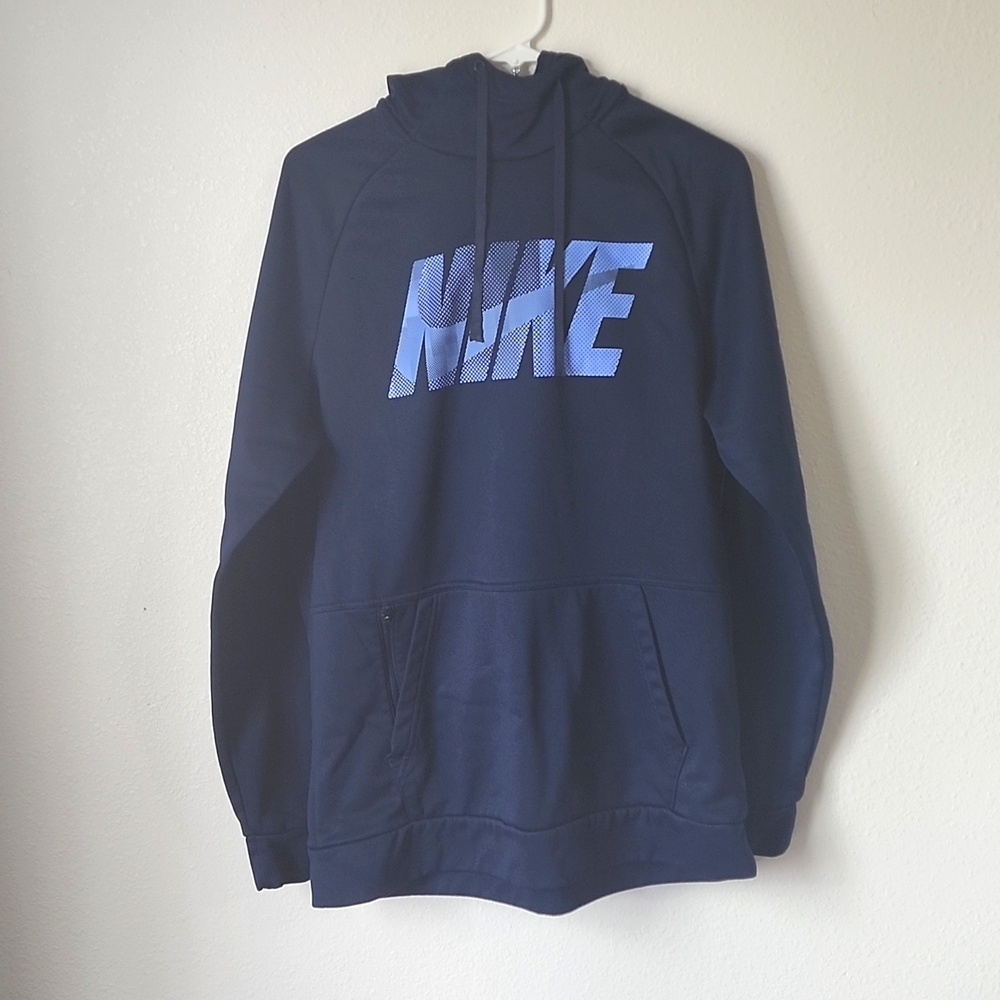 NIKE DRY FIT NAVY BLUE AND LIGHT BLUE LOGO . SIZE (M) SWEATSHIRT.